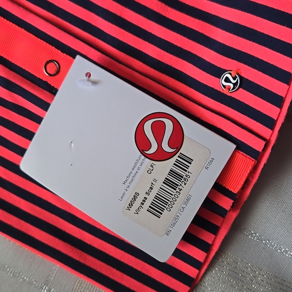 Lululemon Coral & Navy Vinyasa Scarf - Picture 9 of 12